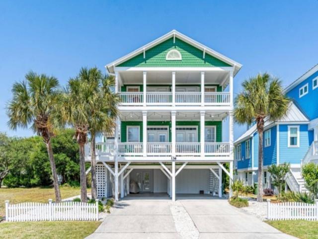 Indigo Retreat - Bring The Whole Family! Fully Renovated, Seawatch Community Stunner! Home Kure Beach Bagian luar foto